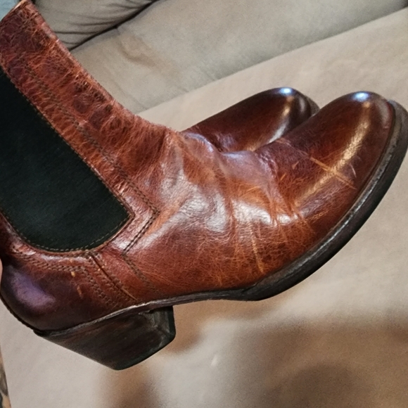 Seal of the Sutro San Francisco heeled leather ankle boot - Picture 5 of 7